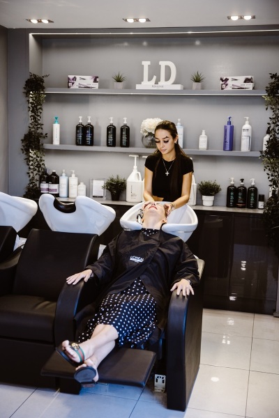 Best-hairdressers-in-Chertsey-Surrey