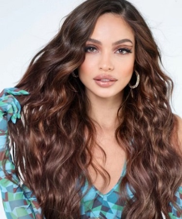 Easilocks hair extensions in Chertsey Easilocks hair extensions in Chertsey